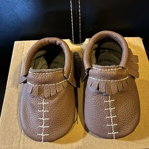 Bird Rock Baby brand “Touchdown” style genuine leather baby moccasins